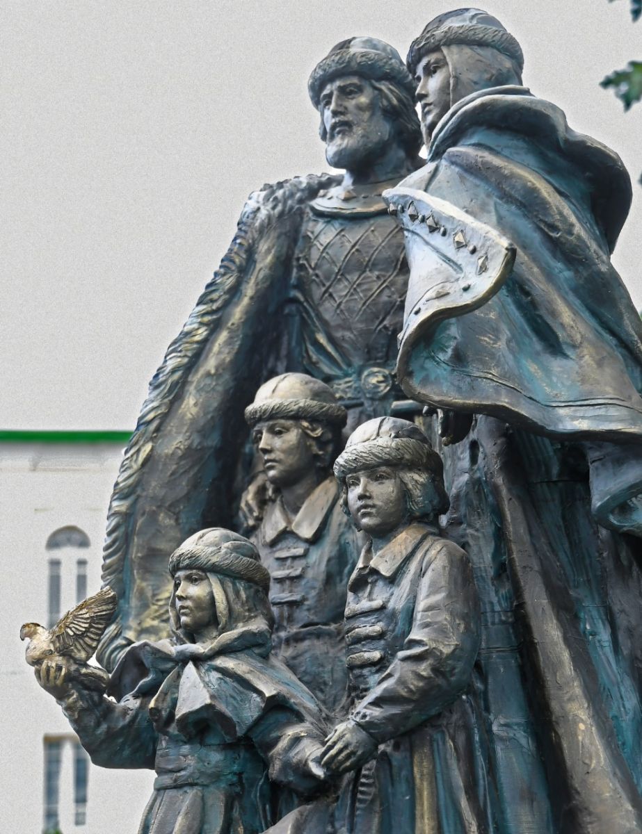В Липецке презентовали макет памятника Петру и Февронии
